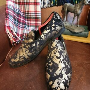 Luxurious Black and Gold Slip-On Loafers